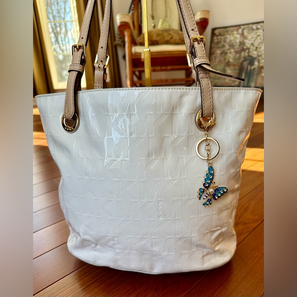 Michael Kors White Patent Leather Monogram Tote with Butterfly Accent Charm - Picture 11 of 11